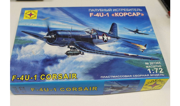 Палубный истребитель F-4U-1 "Корсар"